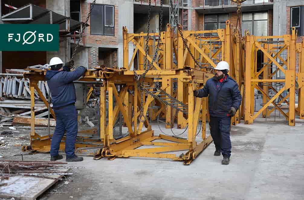 Crane dismantling completed at the Fjord construction site!